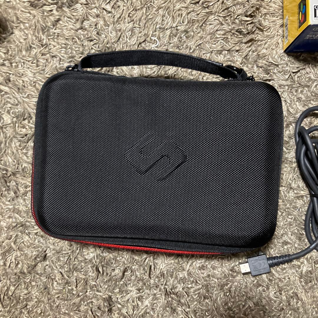 【箱&専用ケース付き】超美品　任天堂　クラシックミニ スーパーファミコン