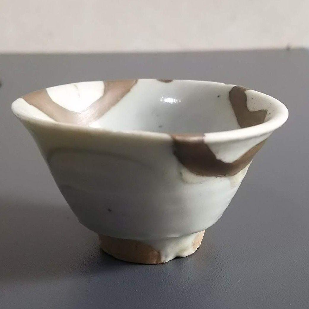 初期伊万里　草文盃　ぐい呑　酒器　古伊万里