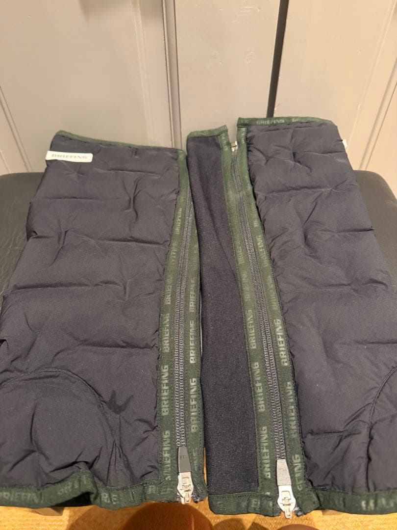 BRIEFING ブリーフィング　黒ブラック レッグウォーマー　美品