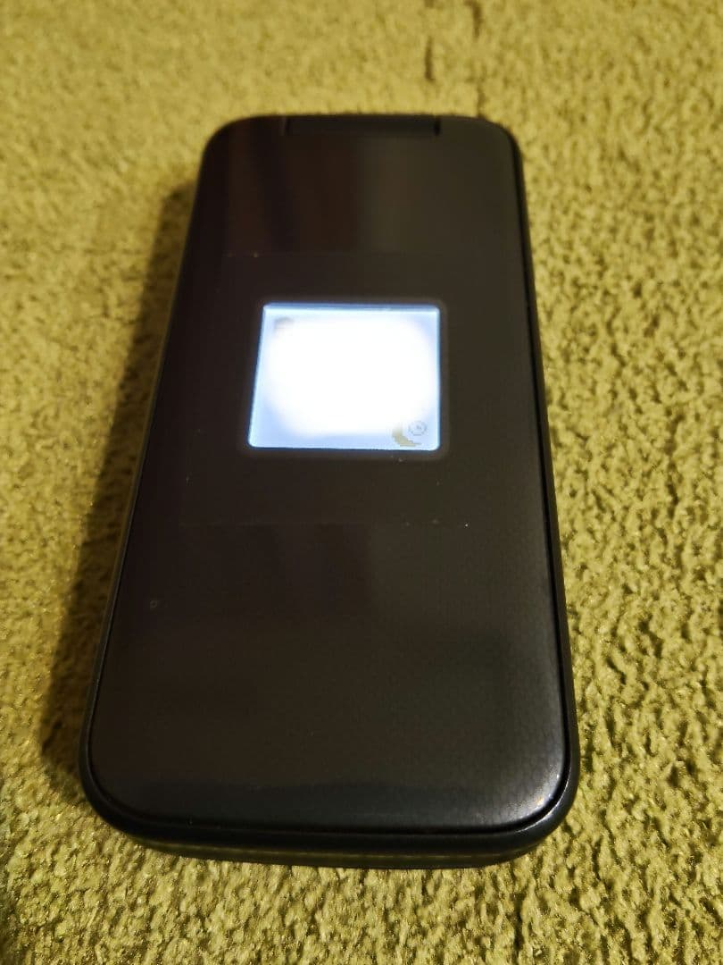 docomo 折りたたみ式携帯電話 ダークブルー