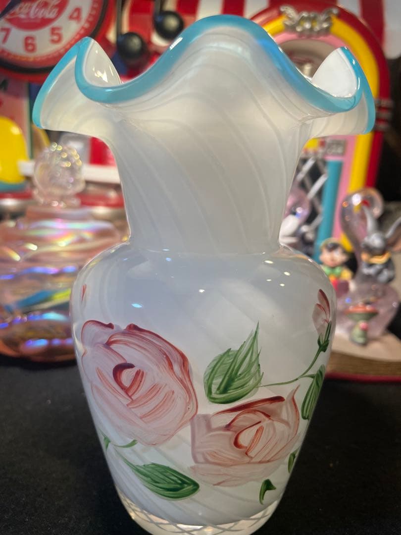 ヴィンテージ　フェントン　オパールセント　ラッフル　フラワーベース