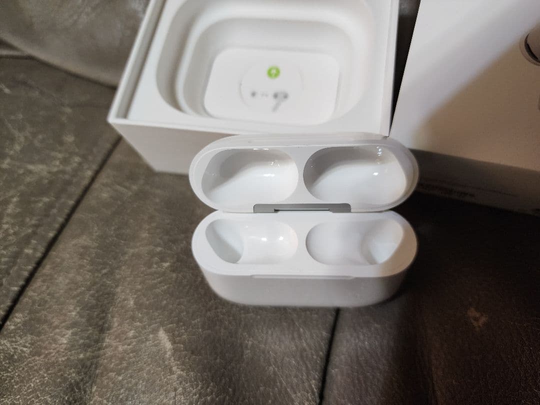 AirPods Pro 第3世代【正規品・付属品完備】iPhoneイヤホン