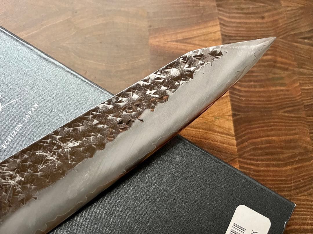 黒崎 優 閃光 鋭　ハイス　SG2 鎚目 牛刀　包丁 180mm 黒アクリル柄