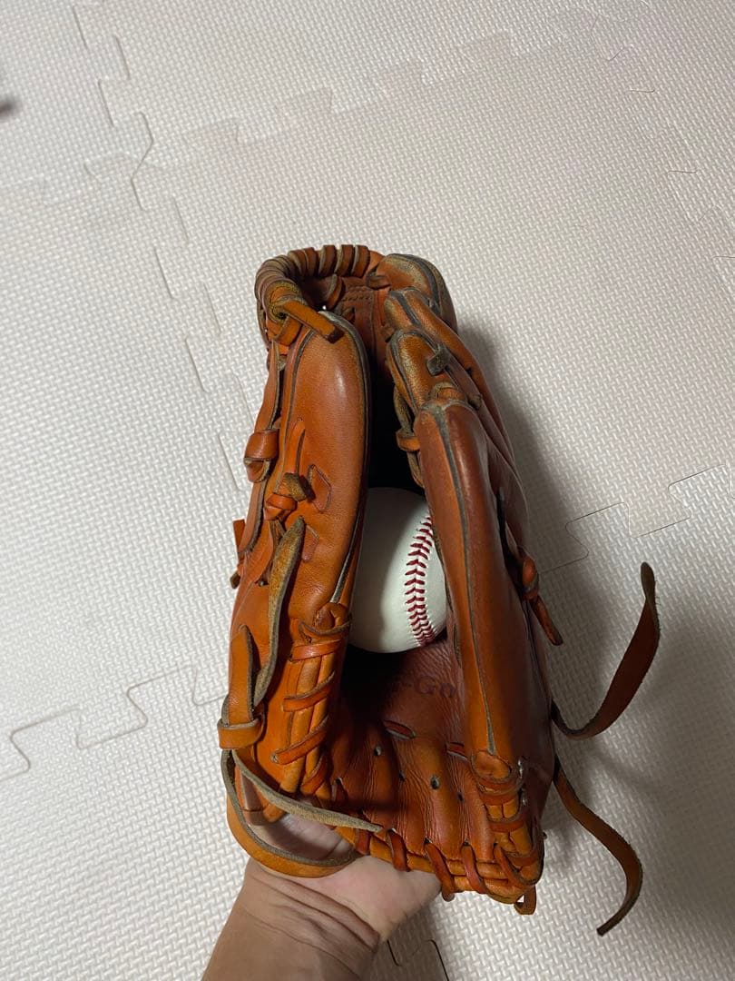11月30日まで値下げ中　硬式グローブ　ハイゴールド