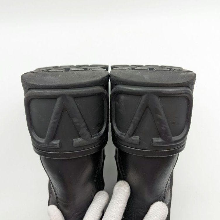 VALENTINO 厚底 サイドゴアブーツ ユニークフォーム Vロゴ