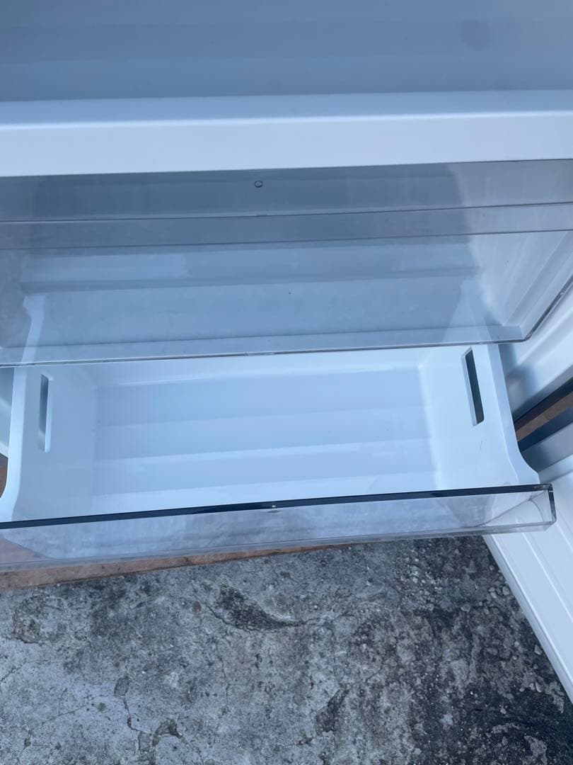 高年式 コンフィー comfee 冷凍冷蔵庫 RCB239DS1JP 2025年