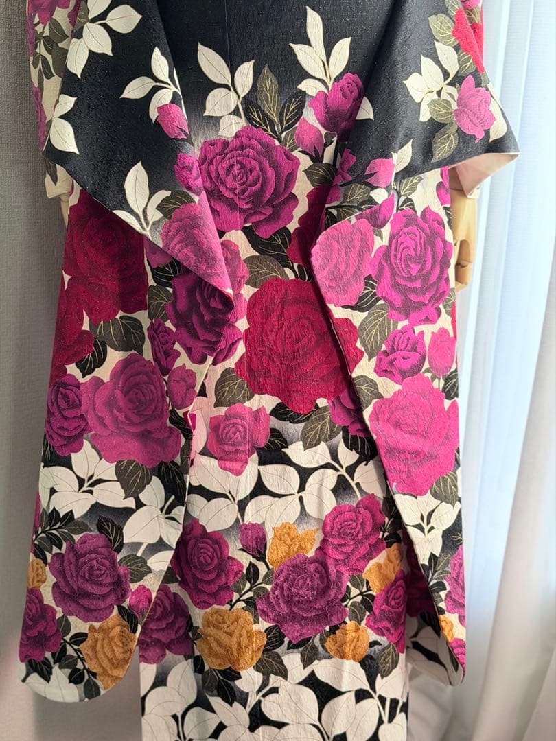 振袖　フルセット　黒バラ