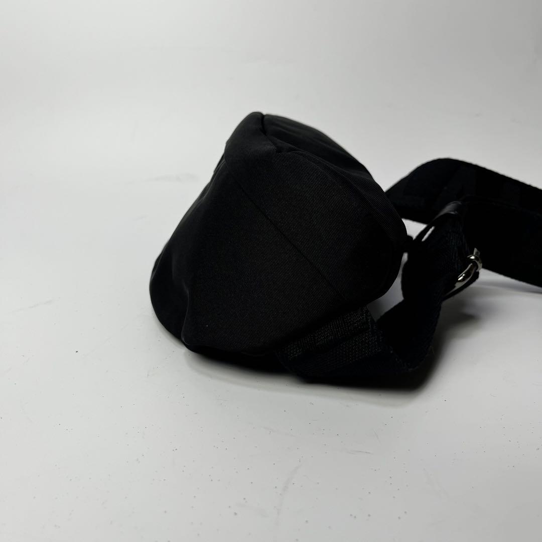 未使用級✨ステラマッカートニー ボディバッグ 近年モデル ロゴ ウエストポーチ