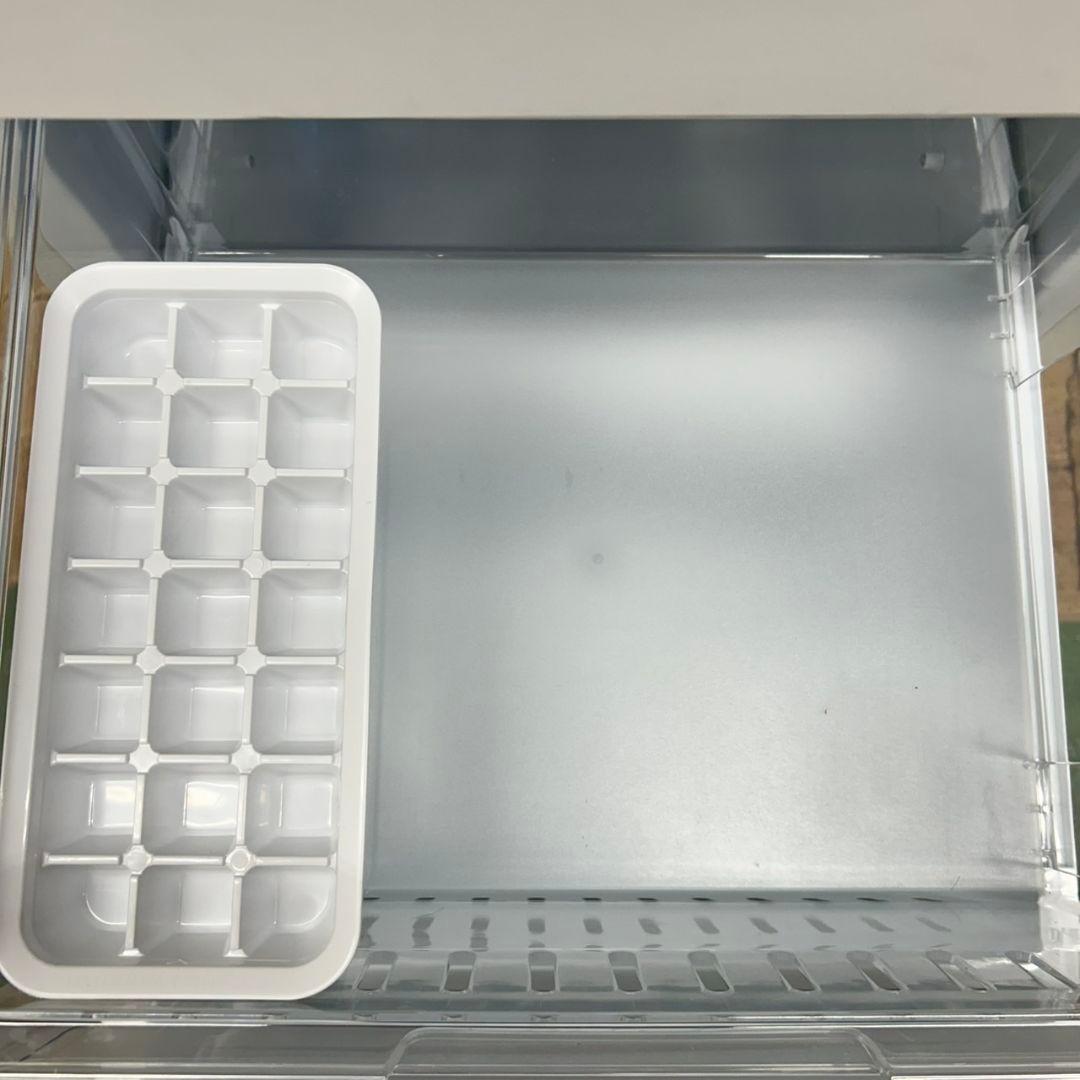 904 冷蔵庫　極美品　2024年製　小型　一人暮らし　大人気　保証込　イチオシ