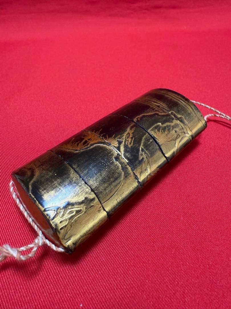 印籠 ★☆ 根付 緒締 堤物 提げ物 骨董 古美術 時代 老松図 金蒔絵