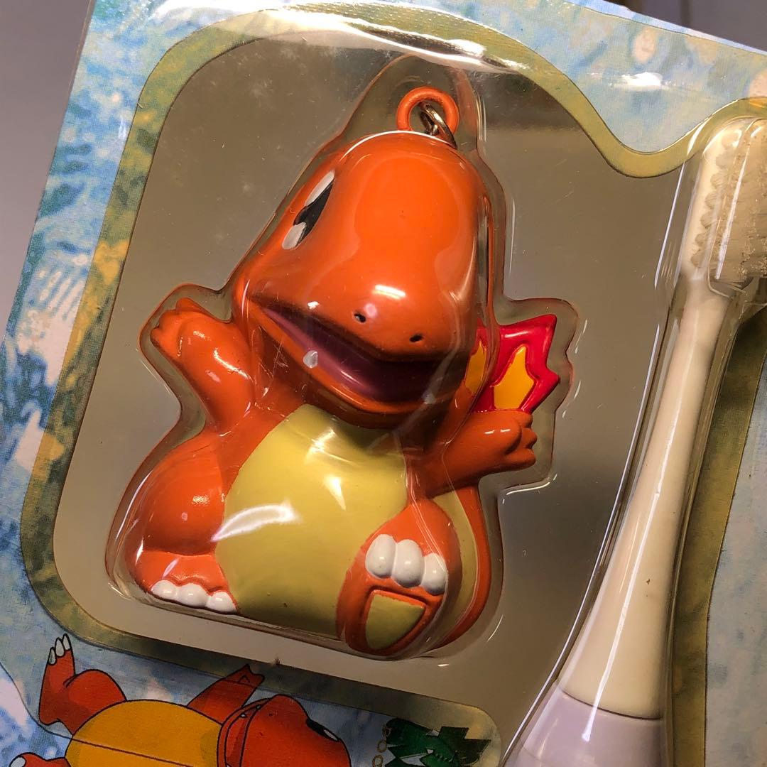 ポケットモンスター　電動歯ブラシ　ヒトカゲ　サトシ　カビゴン　ニドクイン