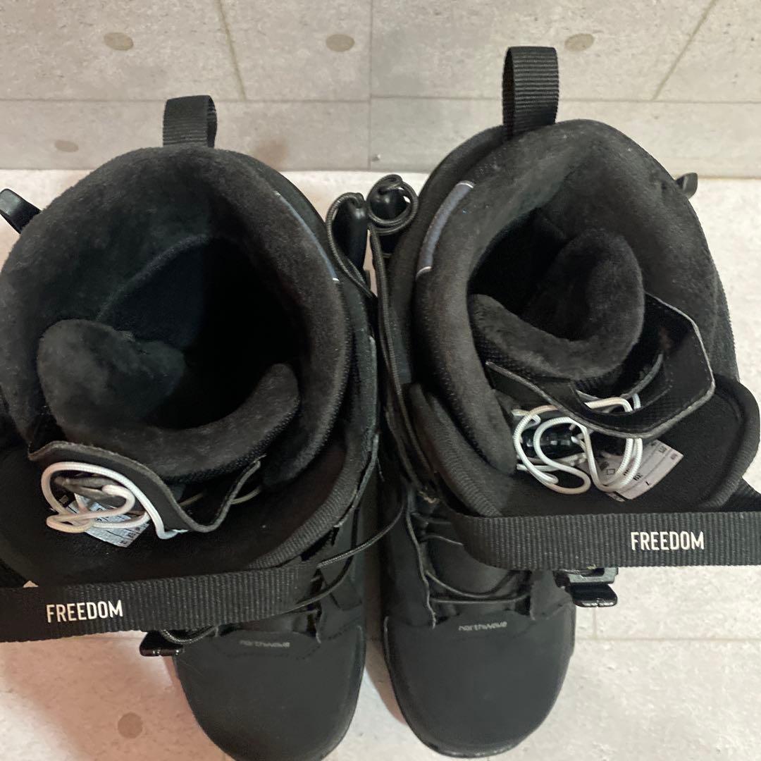 ★ NORTH WAVE FREEDOM ノースウェーブ　スノーボード　ブーツ