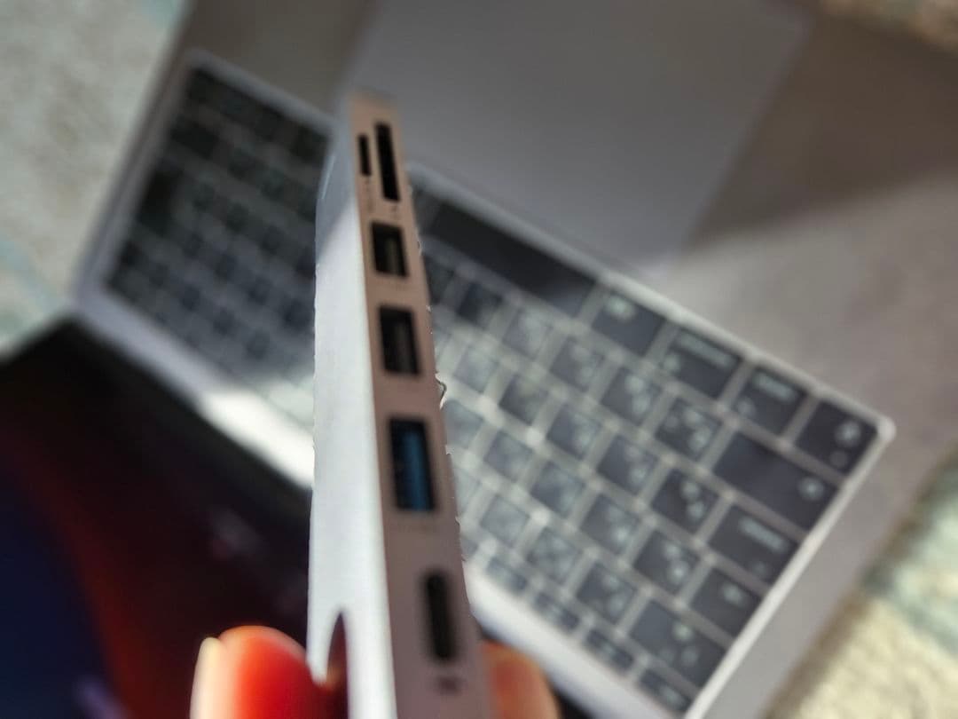 MacBook Pro 13インチ2017年モデル