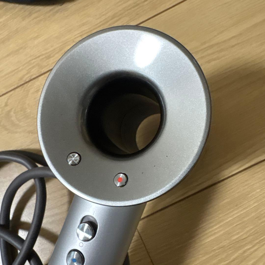 ダイソンヘアドライヤー　HD12