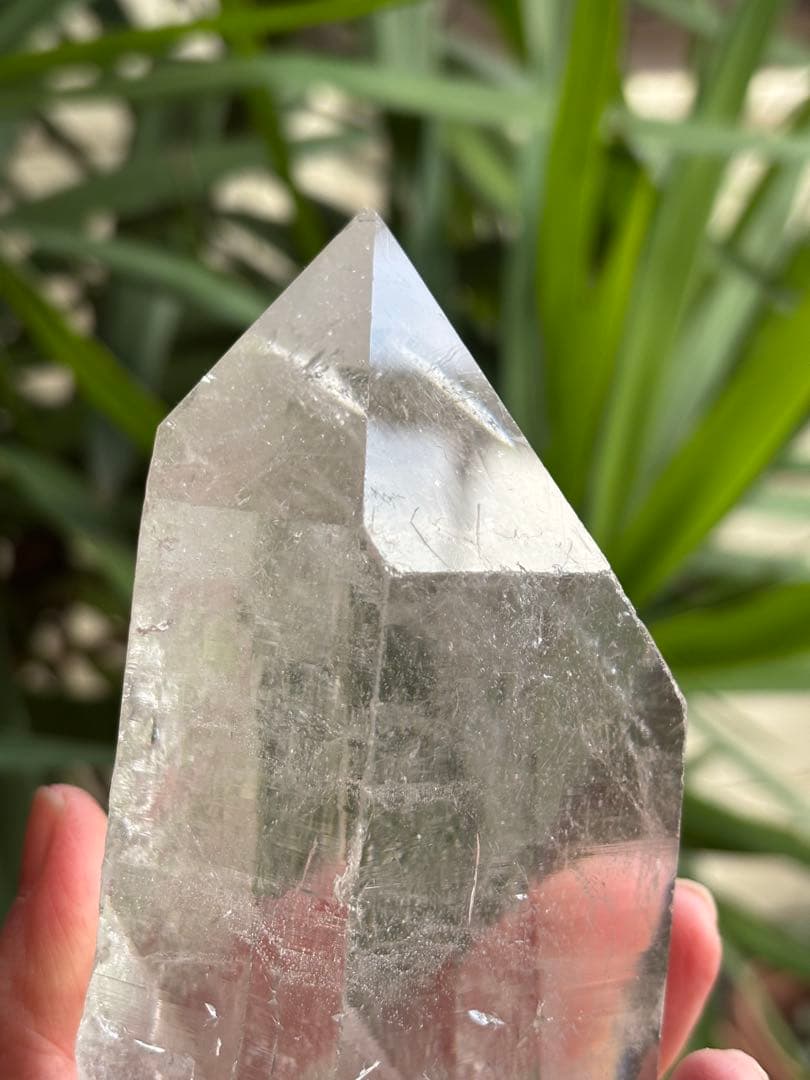 インド　マニハール産　グリーンファントムクォーツ　ポイント　873g 気泡入り