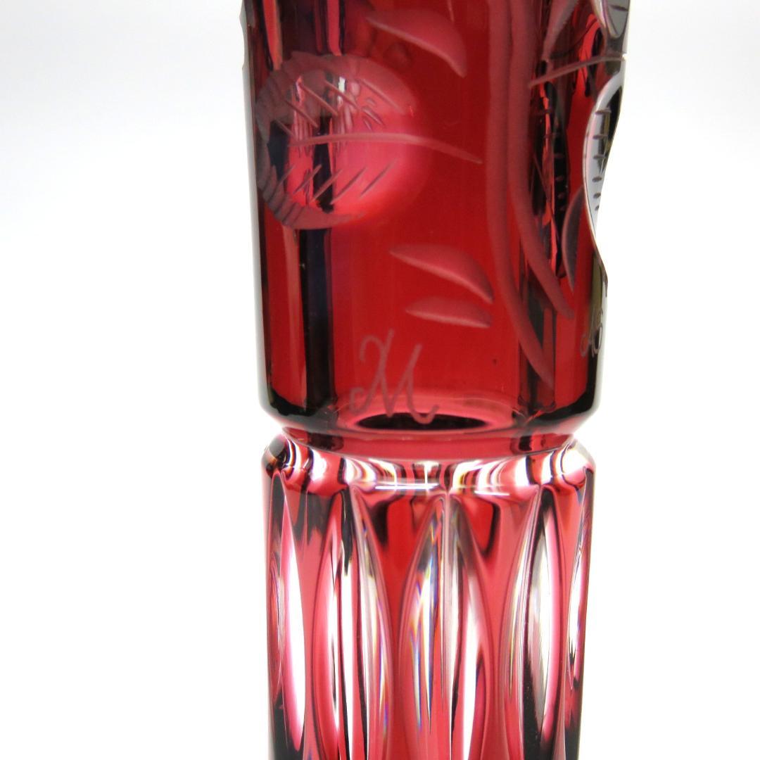 マイセンクリスタル　花瓶　花文彫一輪差し 色被せ　赤　箱付き