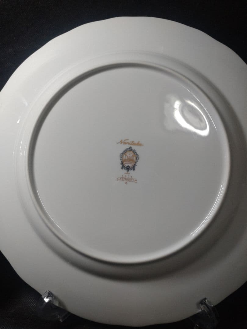 ノリタケ　アンティクウィティ　ディナー皿