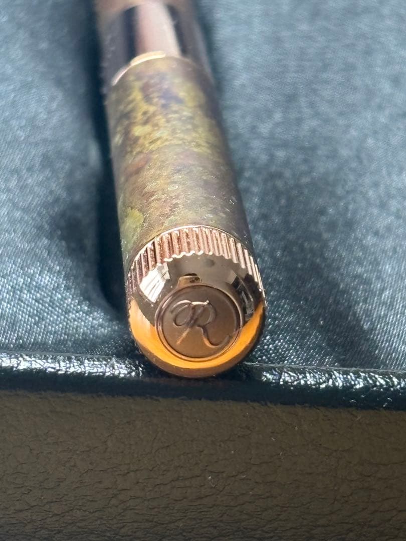 【限定】ROMEO No.3 細軸 斑紋孔雀色 ヴィンテージローズ ボールペン