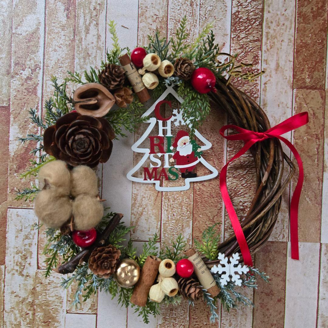 *.゜赤いリボンとサンタのクリスマスリース❀.*・゜