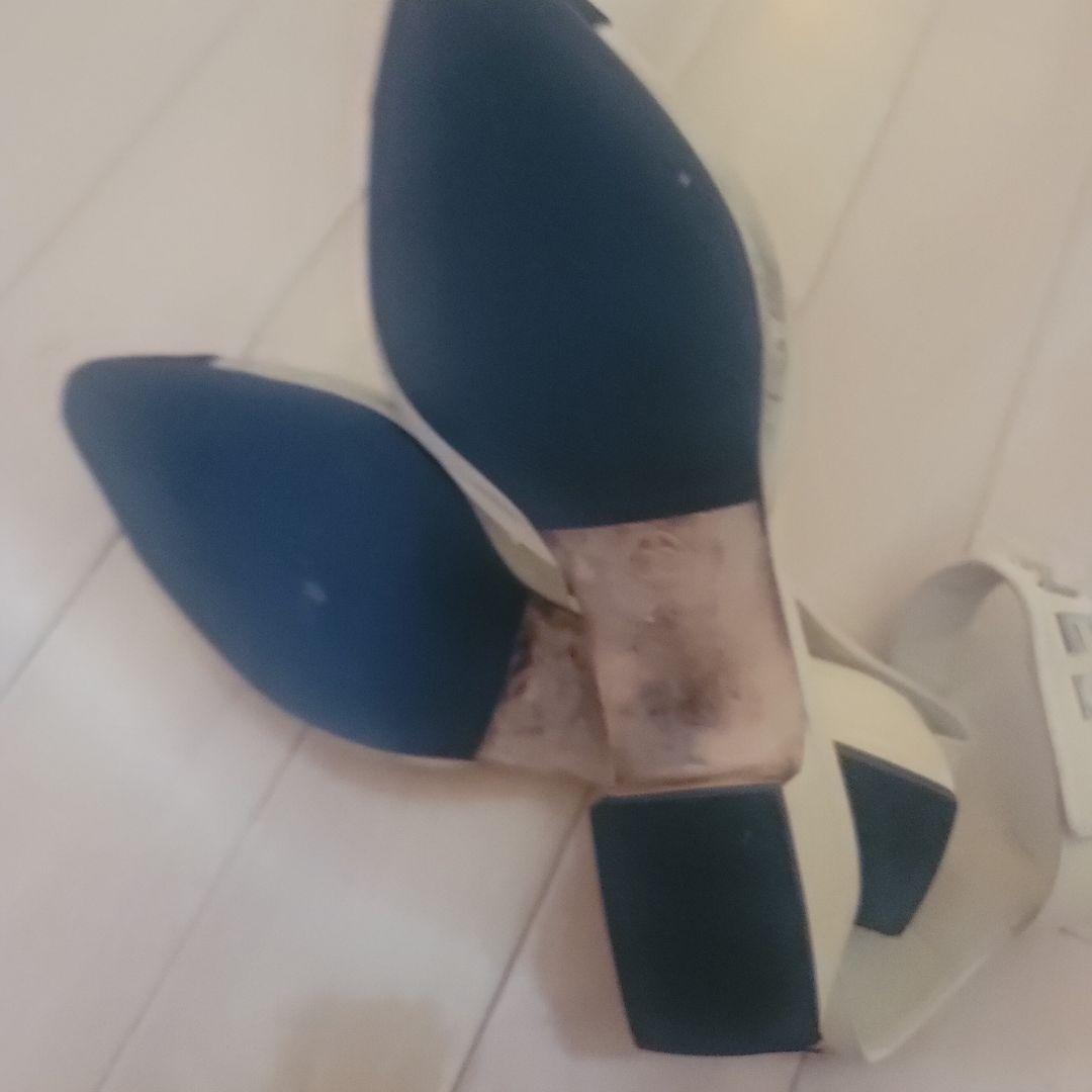 CHANEL ベージュ・ブラック アンクルストラップ フラットシューズ