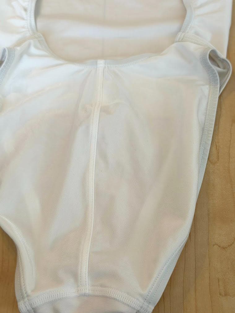 ル*イ様 asics アシックス ホワイト 競泳水着 Oサイズ ハイドロCD A