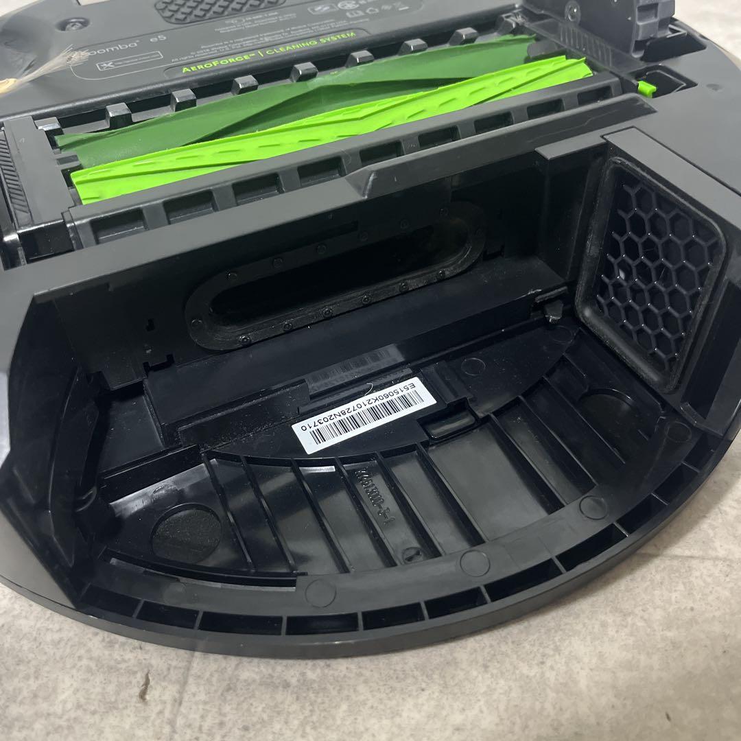 iRobot Roombaアイロボット　ルンバ e5 ロボット掃除機