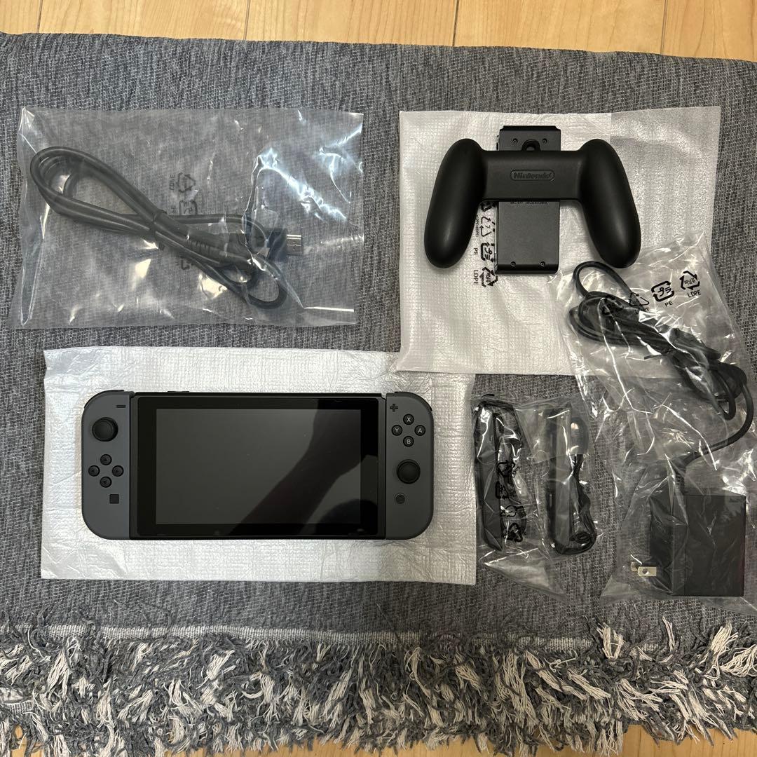 ほぼ未使用 ★ Nintendo Switchグレー 本体