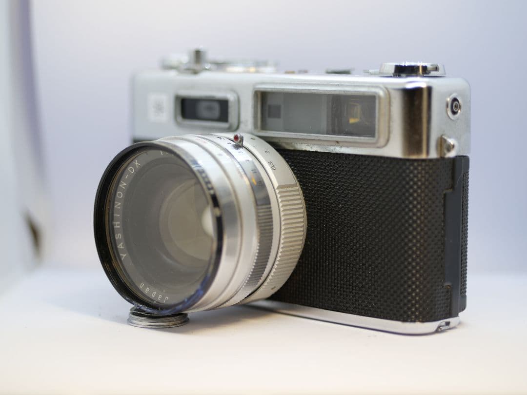 フィルムカメラ Yashica Yashinon-DX 45mm f/1.7