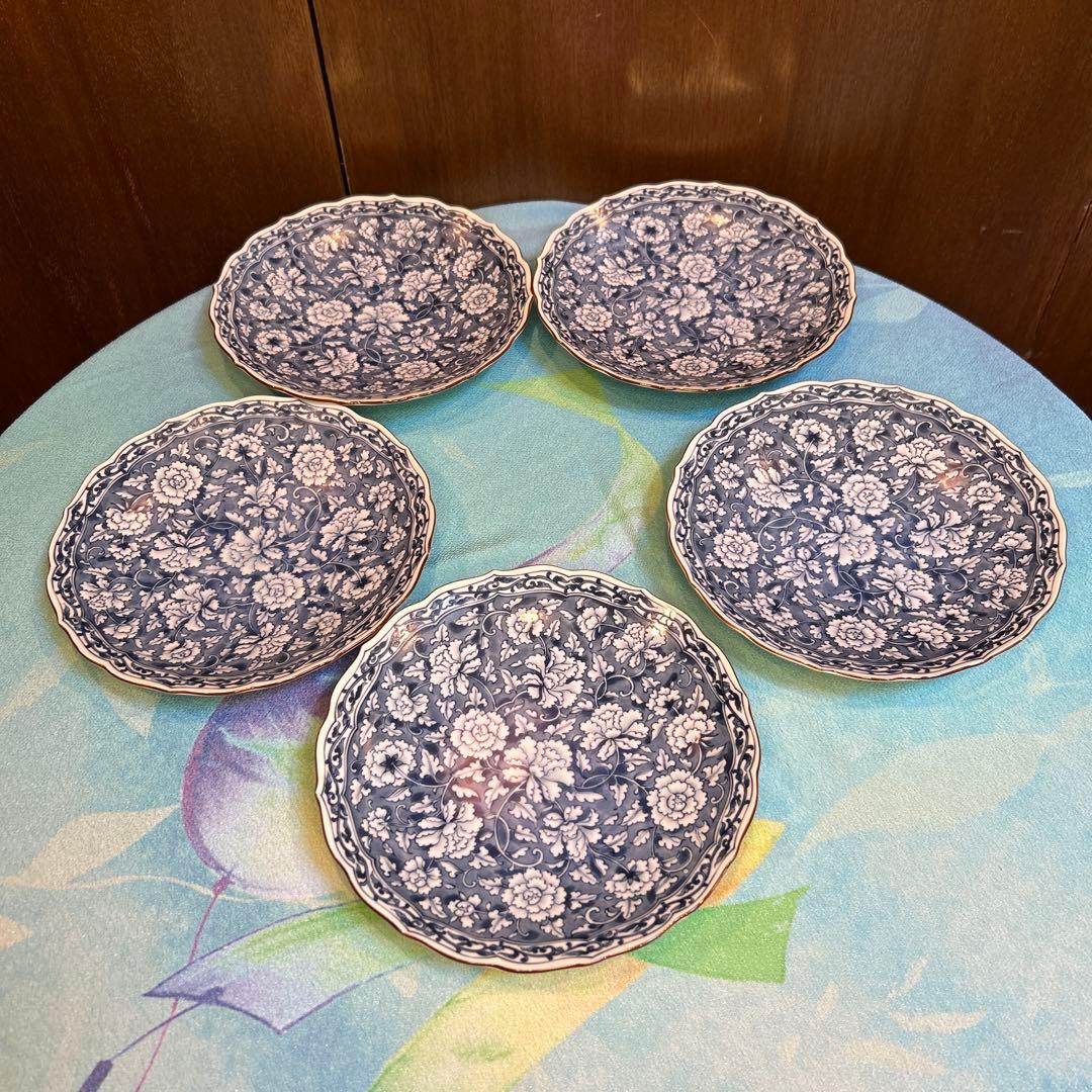 たち吉橘吉　染付花紋　輪花唐草牡丹　大皿/中皿揃え5枚/小皿揃え5枚三種セット