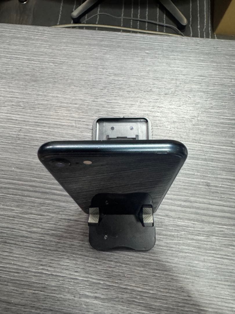 iPhonese3 第三世代　128gb ジャンク　画面割れ　se3