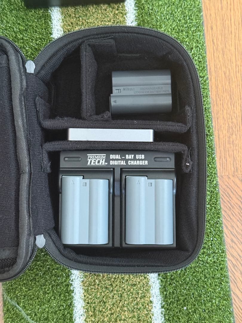 デジタルカメラ Nikon Z6 + NIKKOR Z 24-70mm f/4 S