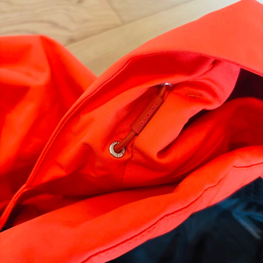 DESCENTE デサント オレンジ×ネイビー　ダウンジャケット　スキーウェアM