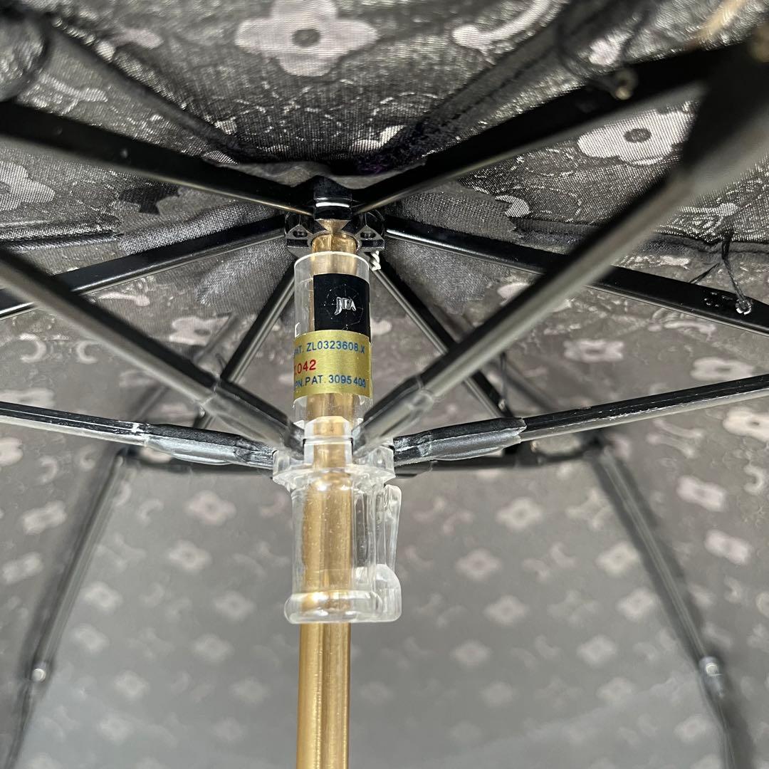 ほぼ未使用✨セリーヌ　折りたたみ傘　晴雨兼用パラソル日傘マカダム花柄刺繍カバー付