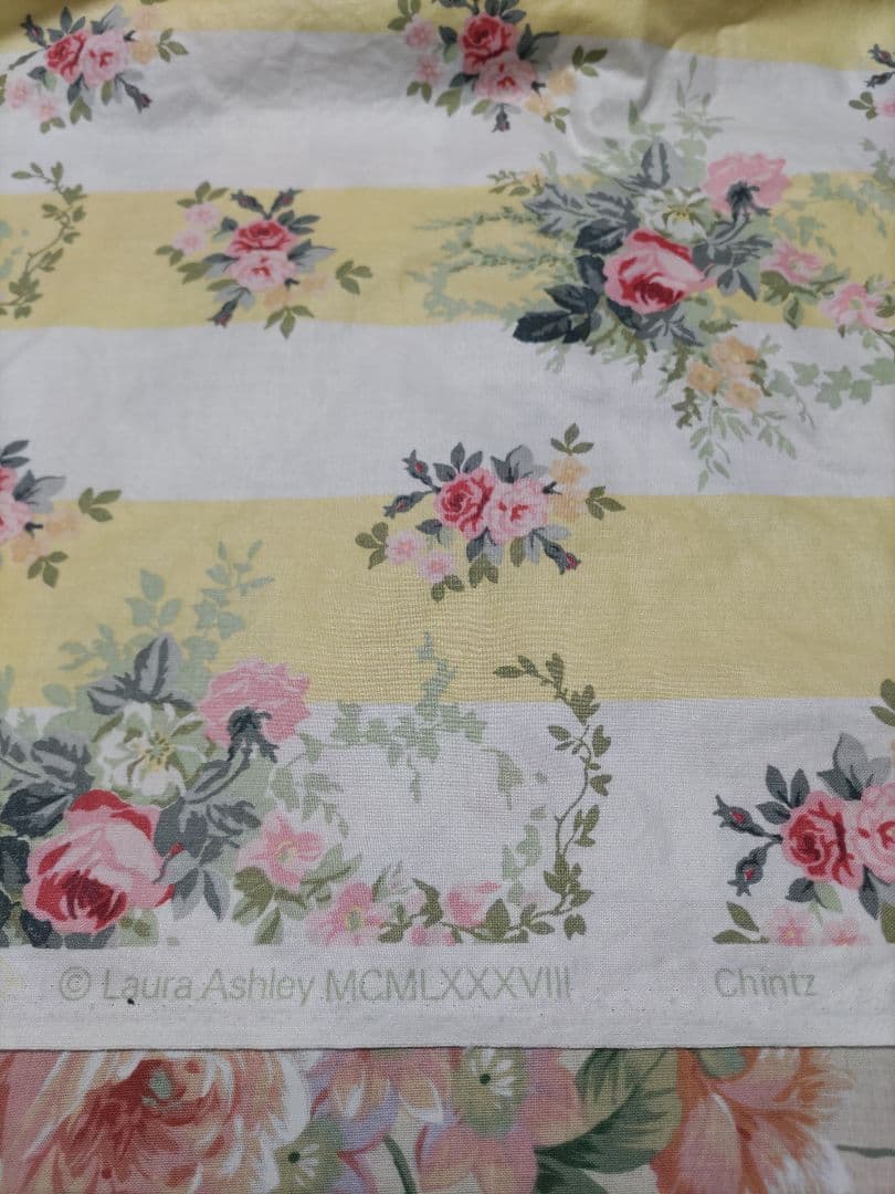 ミルクティー様オーダー専用品です。パッチワークキルトタペストリー