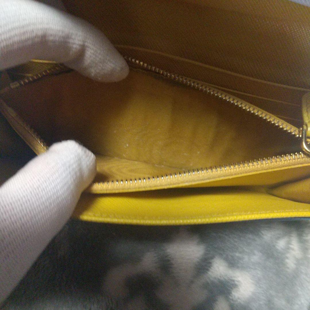 PRADAサフィアーノ レザーマルチカラー 長財布