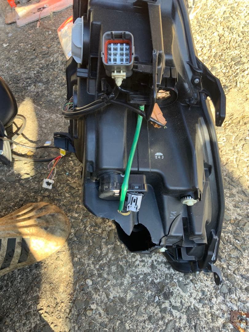 ジャンク　トヨタ86 GR86 純正ヘッドライト 右側