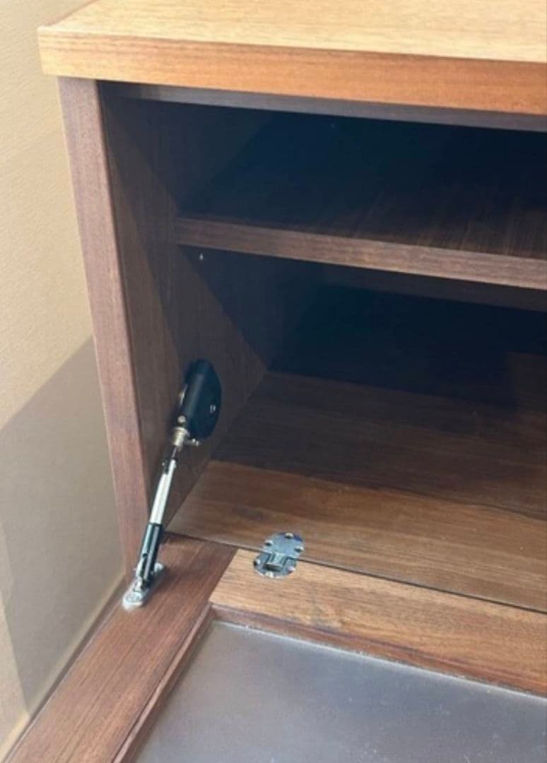 木製キャビネット 3段引き出し付き