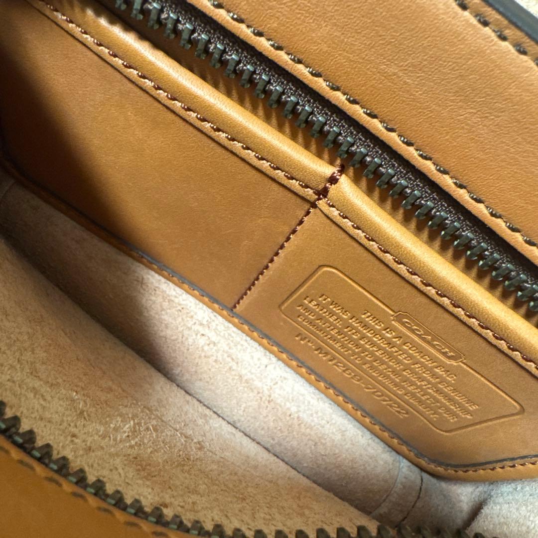 【ほぼ未使用美品】COACH レザー ショルダーバッグ ブラウン