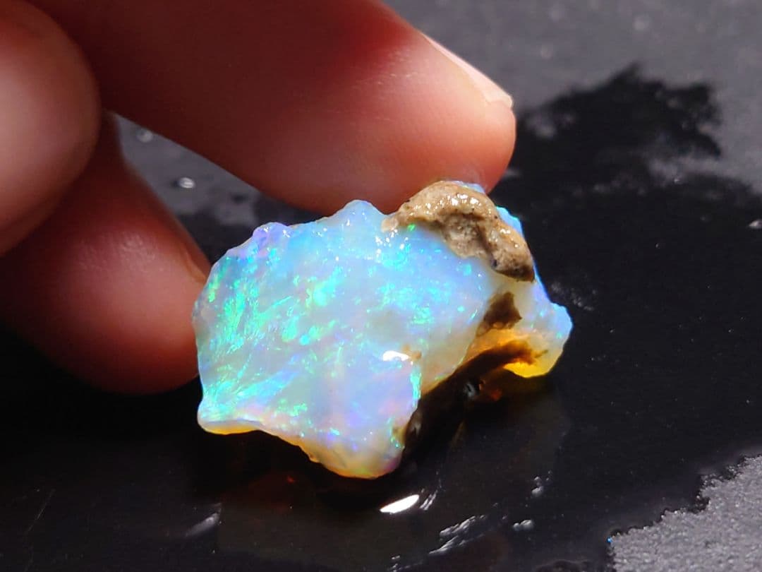 エチオピアウェロ産　チョーク　オパール　原石　鉱物標本