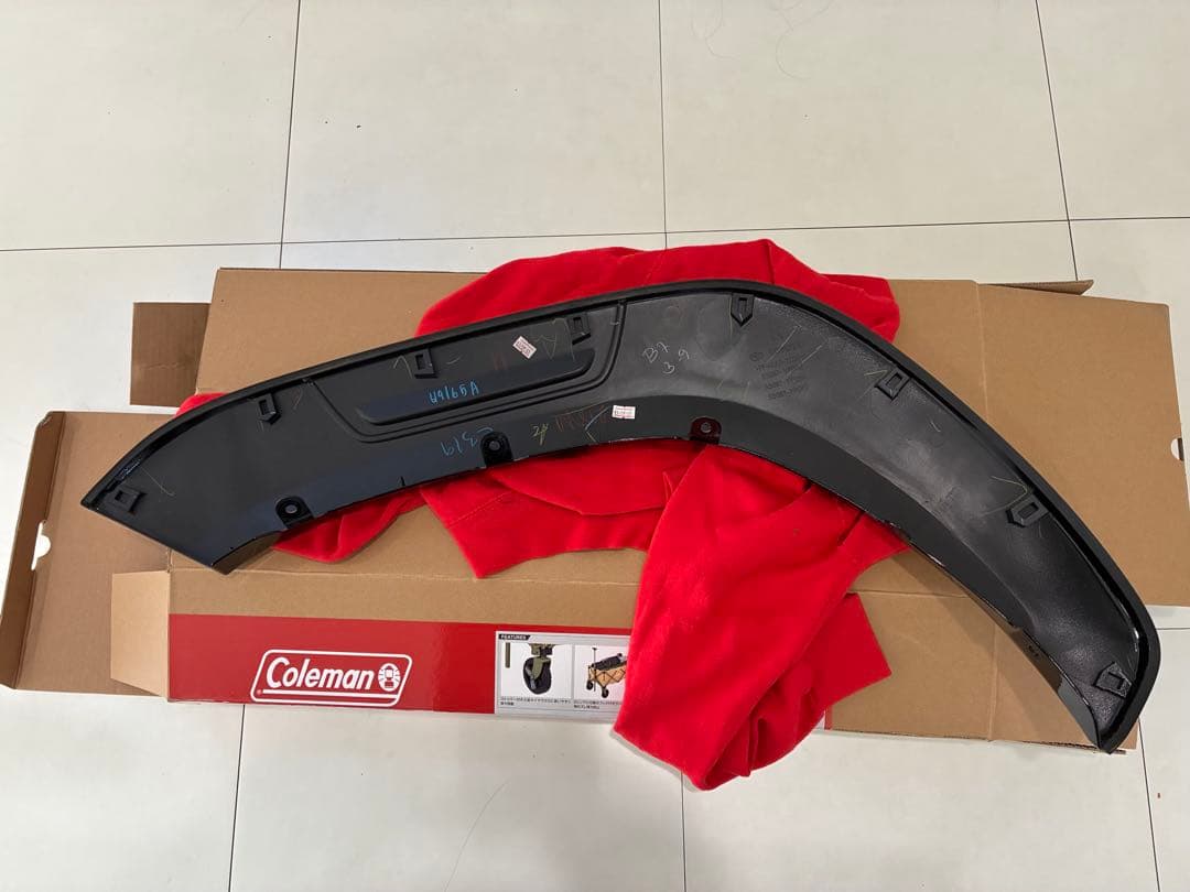 ハイラックスGR 純正オーバーフェンダー（2022年式）