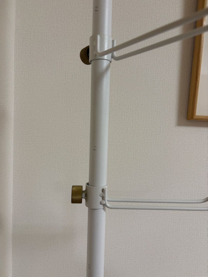 突っ張り棒　DRAW A LINE 隙間収納