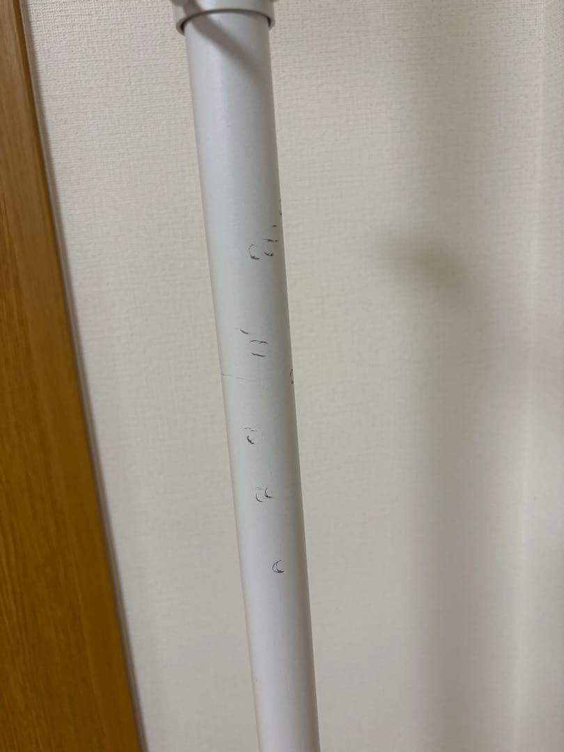 突っ張り棒　DRAW A LINE 隙間収納