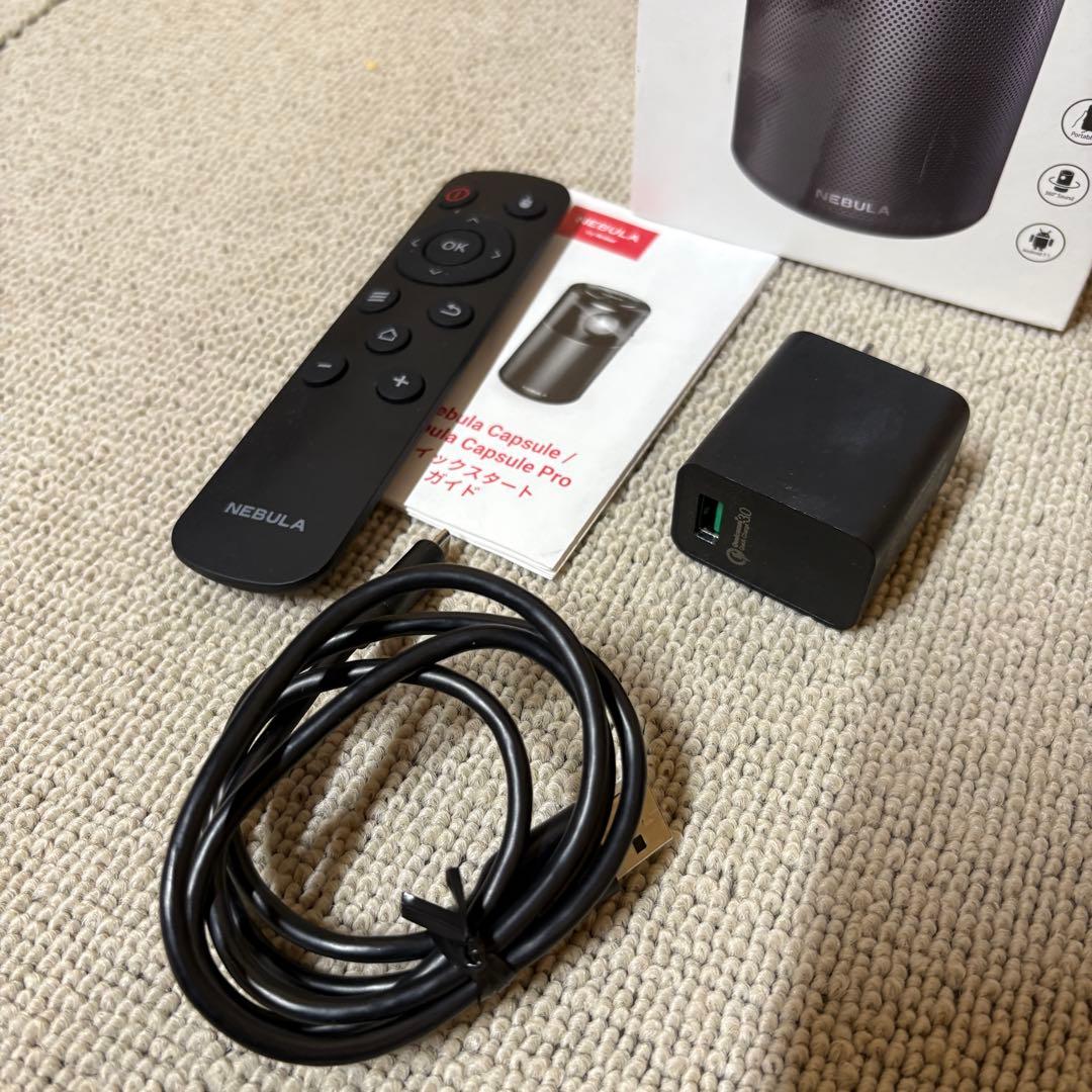 Anker Nebula Capsule 小型プロジェクター