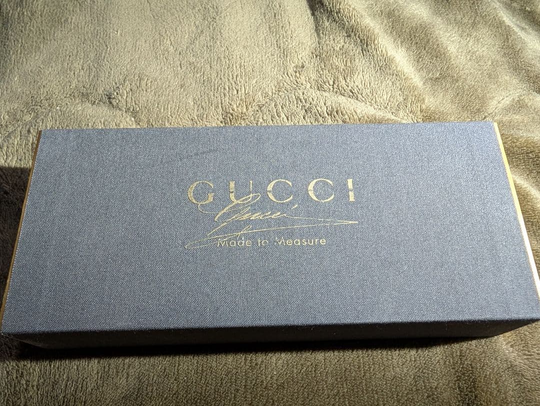 GUCCI メタルロゴ靴べら 新品未開封