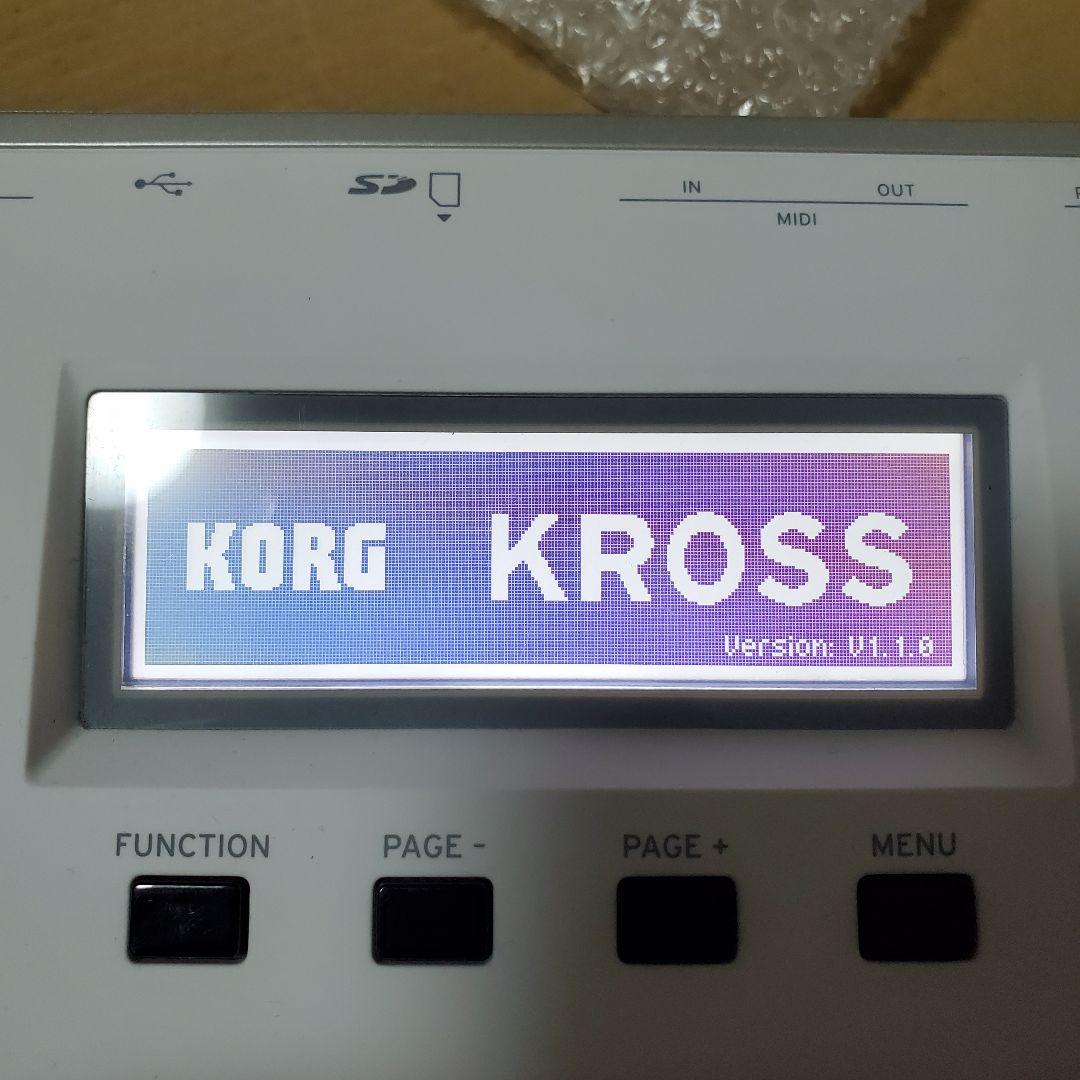 【希少カラー】KORG KROSS2-61 ホワイト シンセサイザー