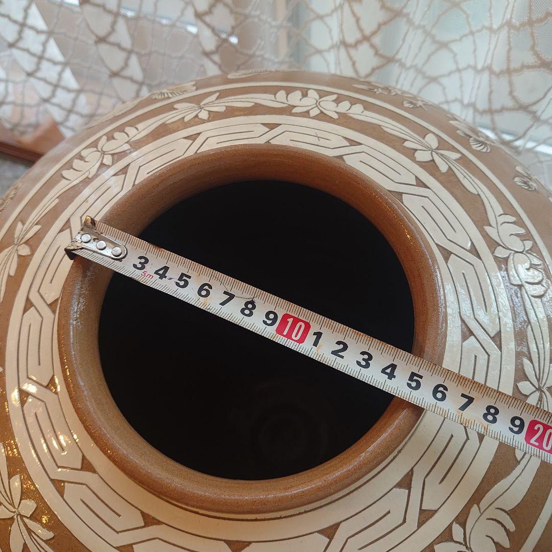 【未使用】菊堂　サイン入り　陶芸　菊孔雀大壺　一点物　50✕40cm