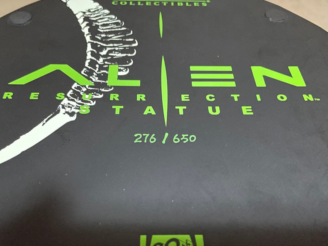 カ*シ様 【美品/元箱なし】SIDESHOW製 エイリアン4版ゼノモーフ スタチ