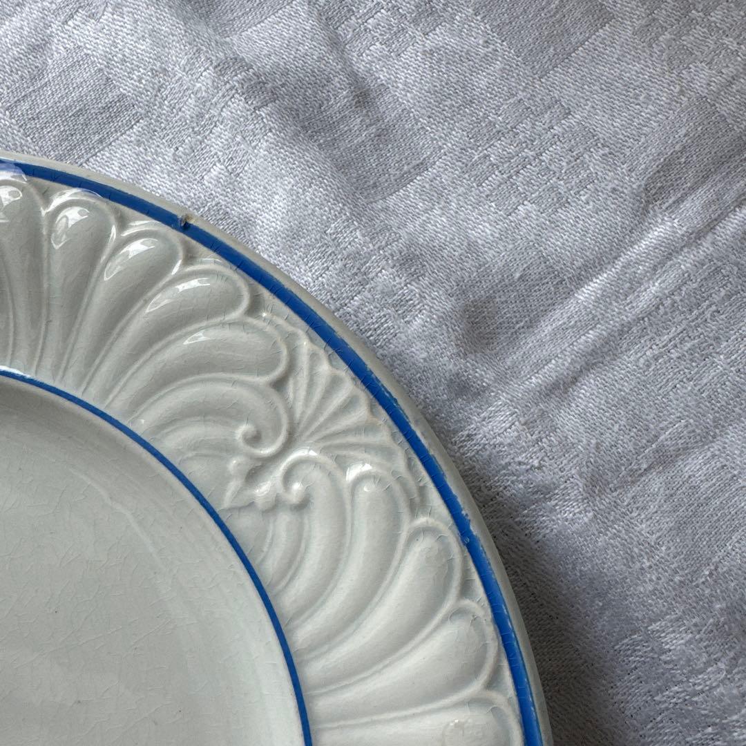 フランスアンティーク　クレイユモントロー　レリーフ皿　デザートプレート　平皿