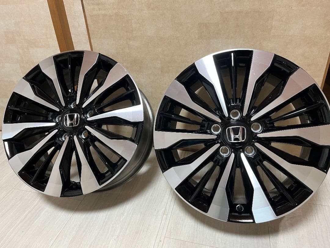 ①ホンダWRV新車外しホイールナットホキャップ付純正17インチホイール２本
