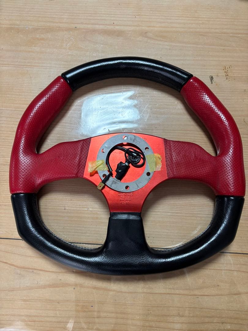 MOMO COMMANDO モモ コマンド 34Φ レッド×ブラック